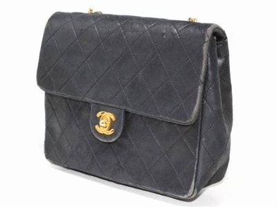 表面劣化や角スレがあるシャネル